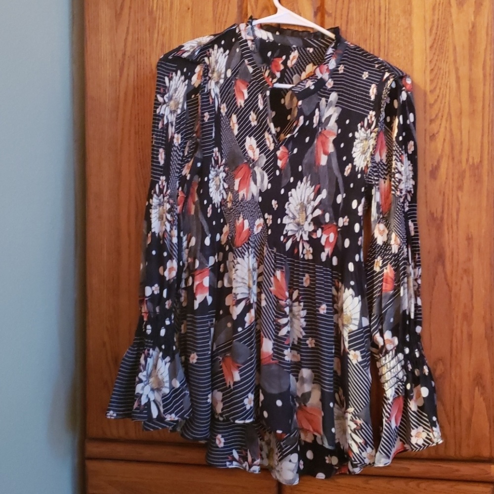 Long sleeve Blouse  Nwot